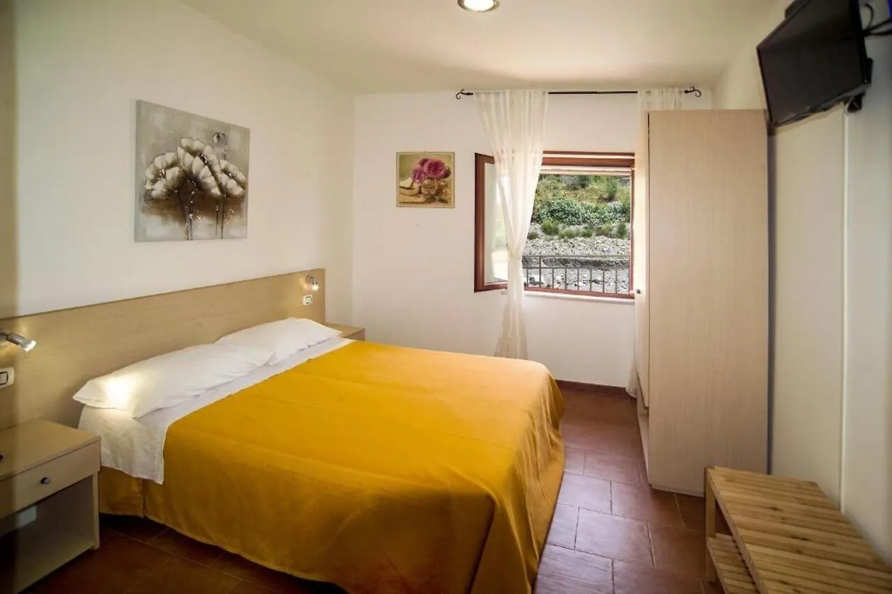 Aparthotel Residence Villa Mare Taormina Letojanni