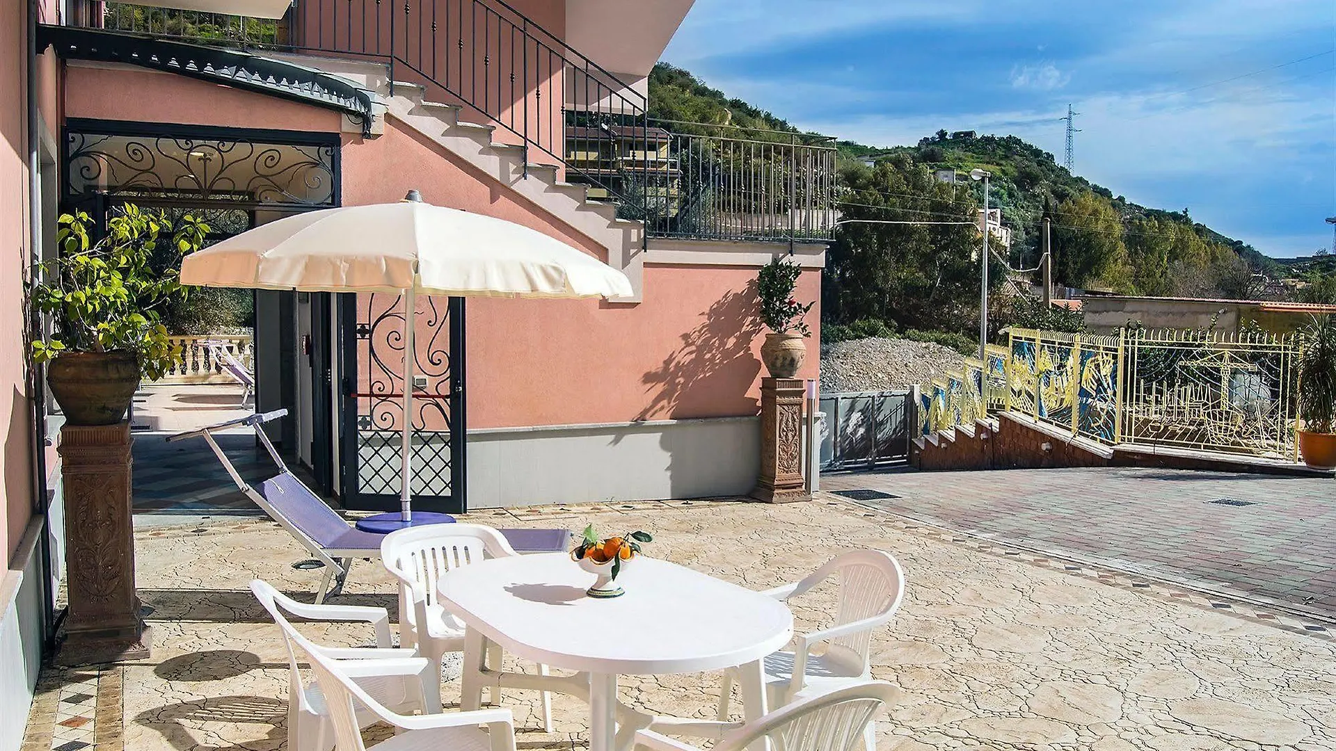 Aparthotel Residence Villa Mare Taormina Letojanni