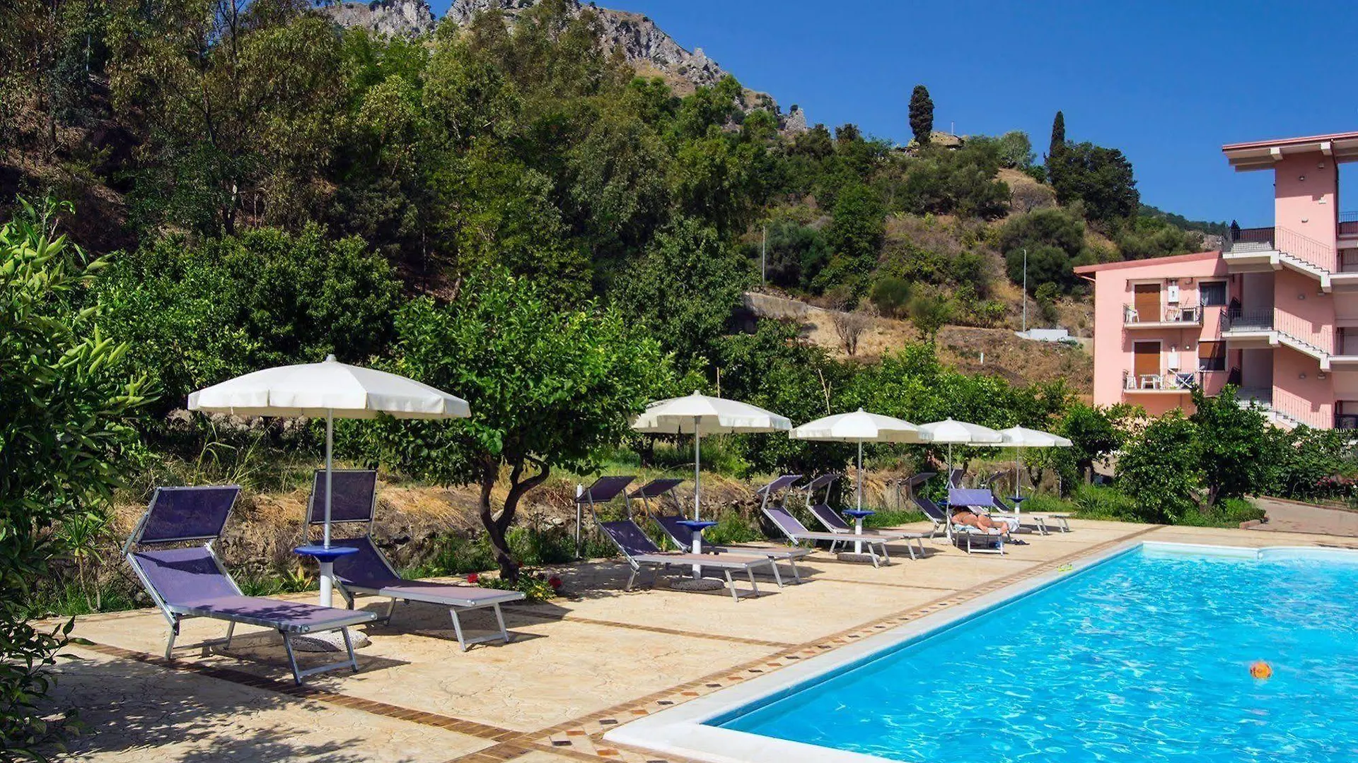 Residence Villa Mare Taormina Letojanni