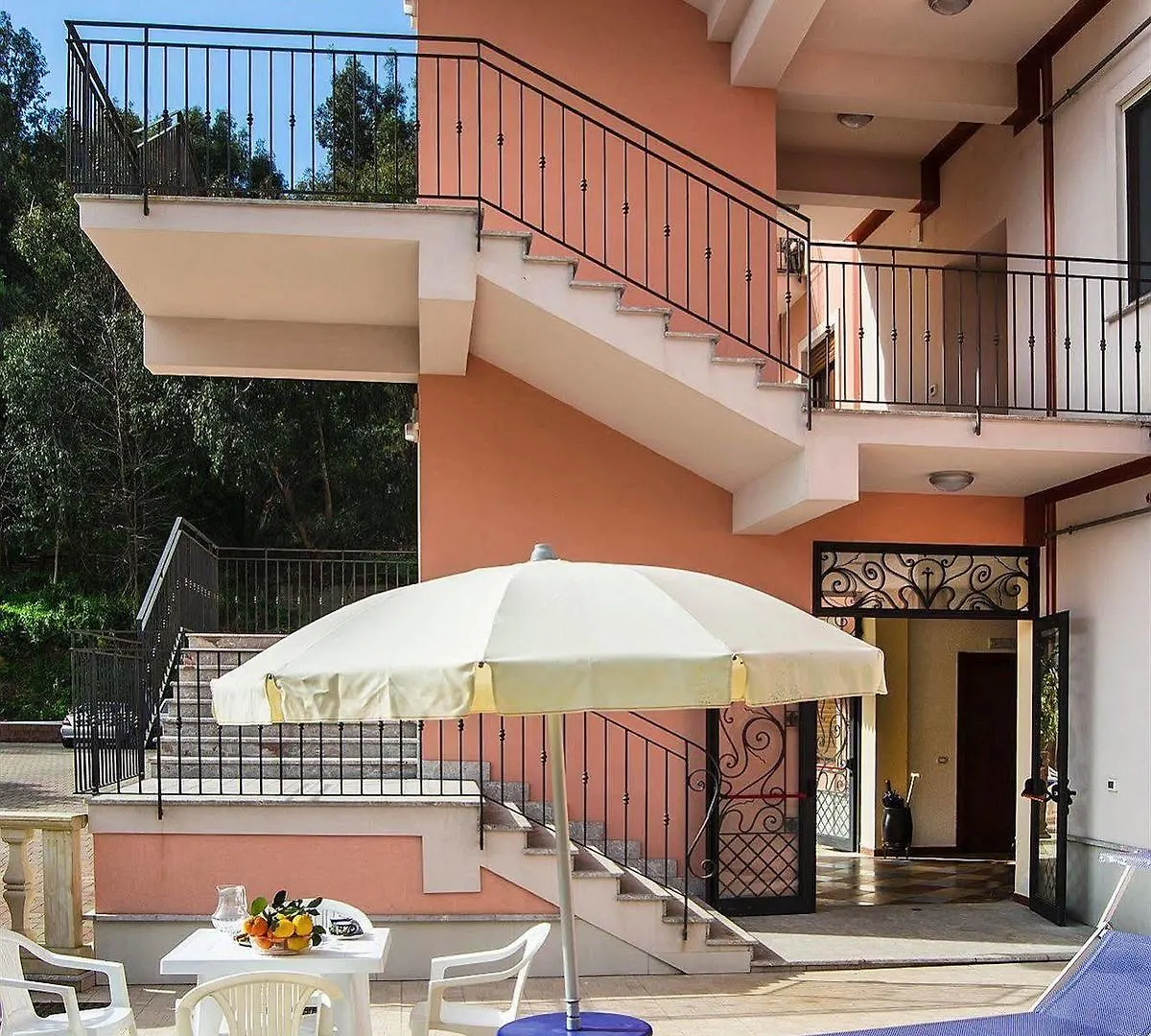 Residence Villa Mare Taormina Letojanni